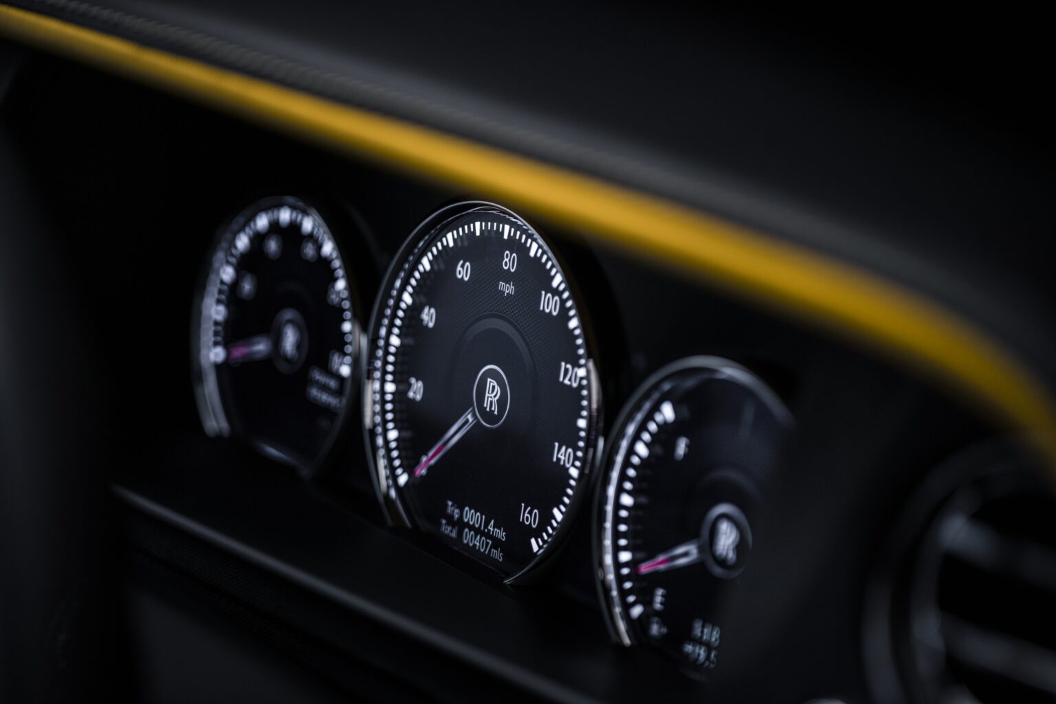 P90375506_lowRes_rolls-royce-cullinan