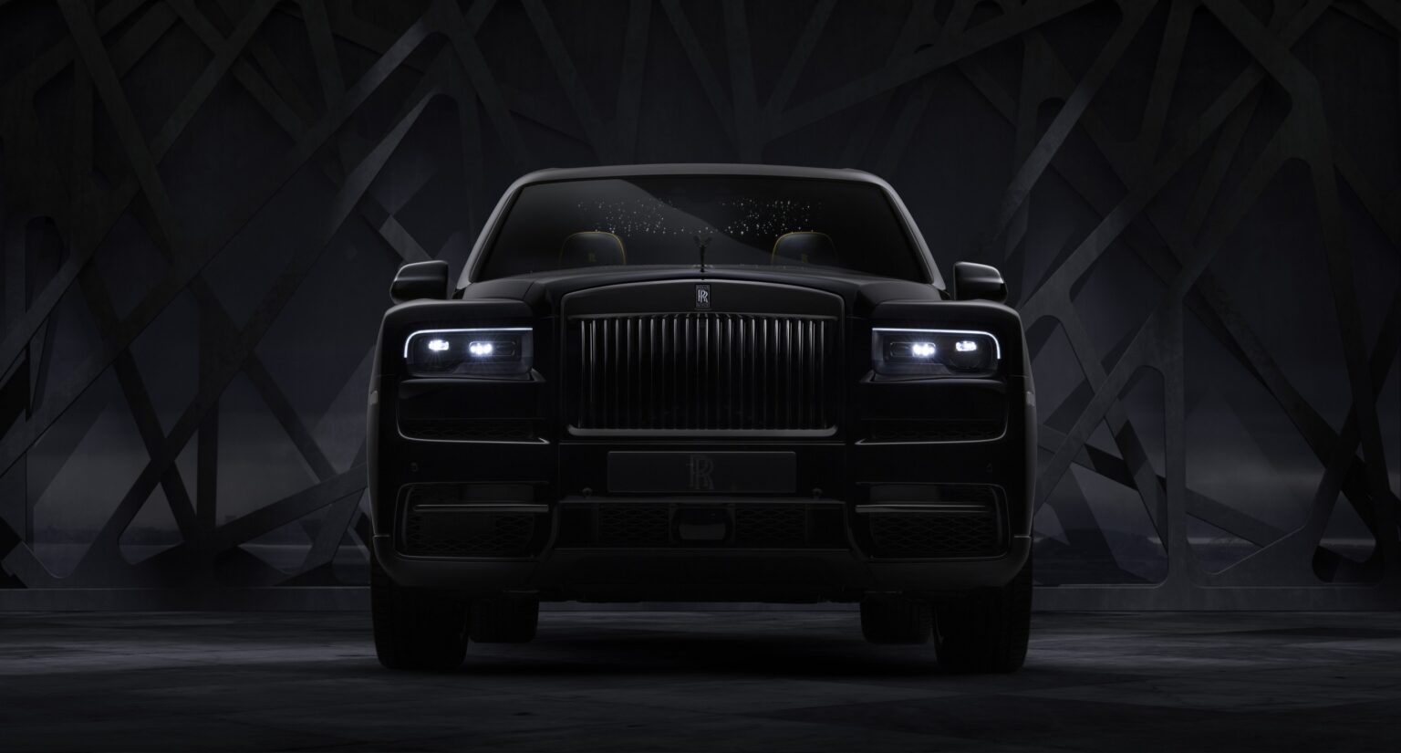 P90375515_lowRes_rolls-royce-cullinan
