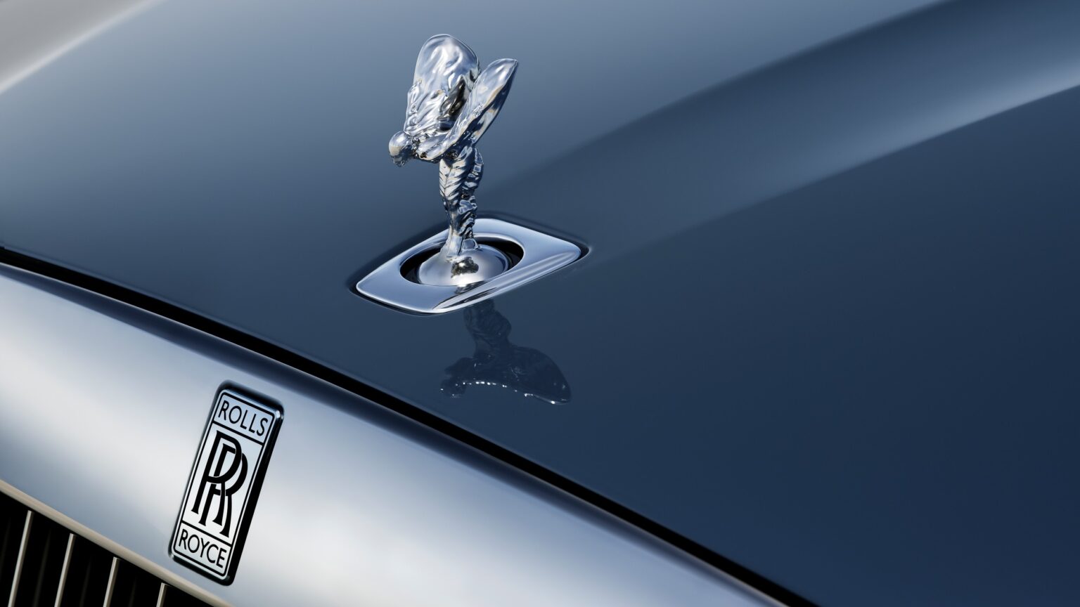 P90572177_lowRes_rolls-royce-ghost-ex