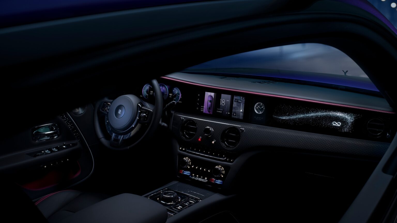 P90587821_lowRes_rolls-royce-black-ba